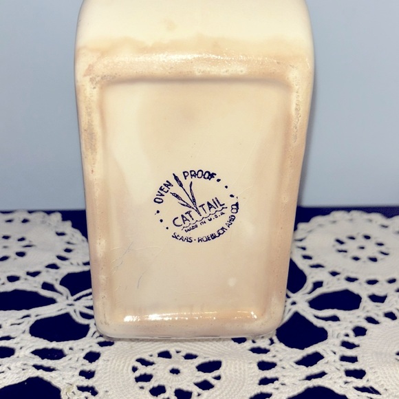 Vintage MCM Universal Pottery Cambridge 1940s Cattails Water Pitcher Oven Proof - Picture 9 of 9